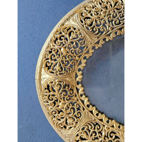 VINTAGE Ornate GOLD FILIGREE FRAME OVAL - Picture 5 of 7